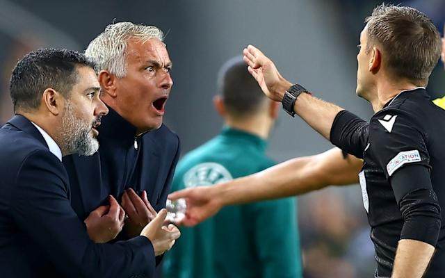 王勤伯：葡萄牙教练为什么总爱跟裁判搞事？