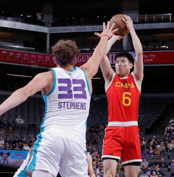 1720424472701027022.png 开云体育-【现场】时隔五年再战NBA夏联 男篮两战惨负82分