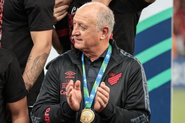 开云-74岁斯科拉里再出山执教 要想再创辉煌难度很大