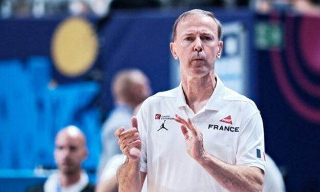 开云下载-3次大赛都夺牌！后帕克时代戈贝尔稳健接班