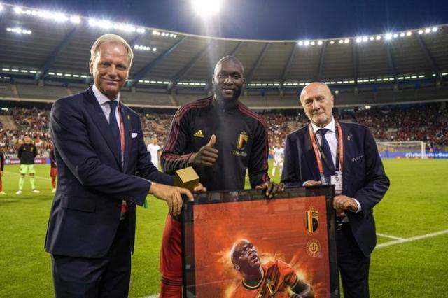 开云在线-【早报】活久见！巴阿大战因故腰斩秒变训练赛！