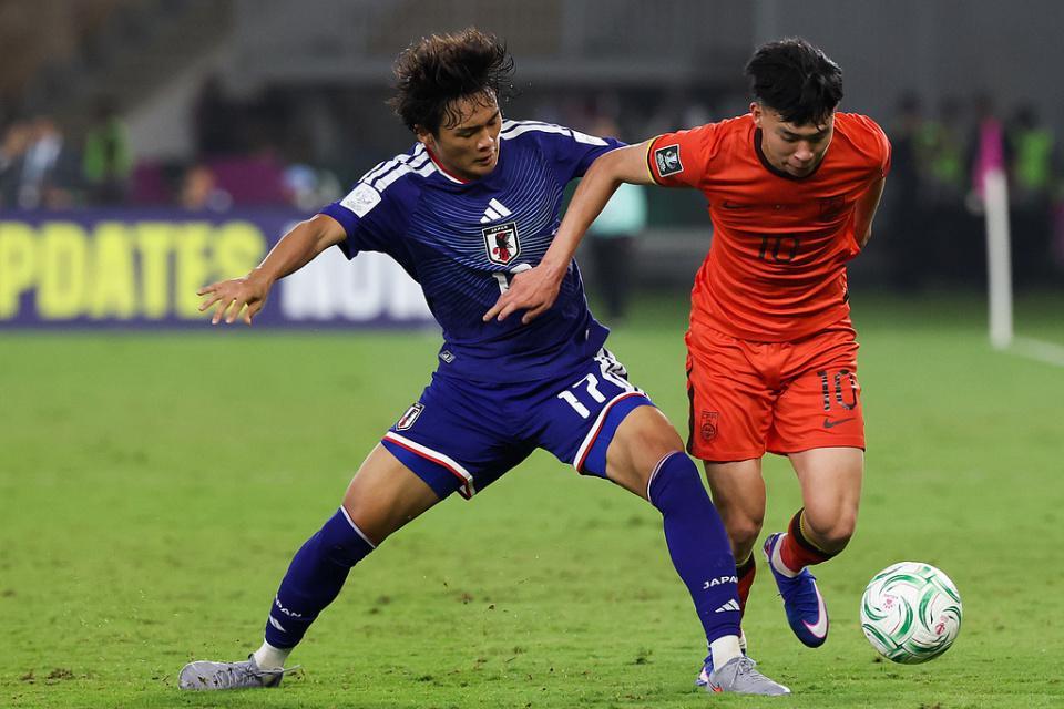 开云在线-遗憾？曝德甲豪门冬窗邀王钰栋！给转会费仍告吹，需降薪超250万